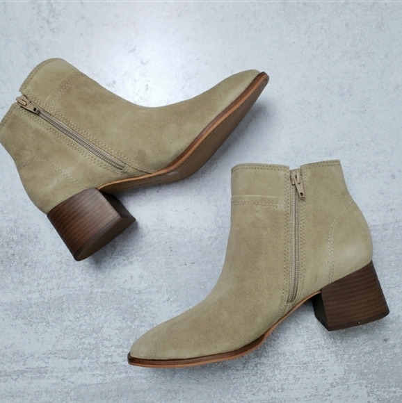 Lucky Brand Suede Tan Ankle Boots Booties Block Heel - Picture 3 of 6